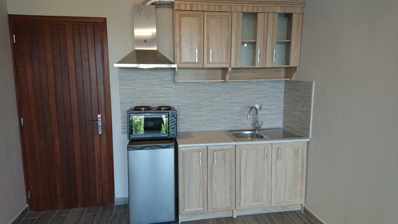 Stone House With Seaview Apartment Nea Poteidaia Ngoại thất bức ảnh