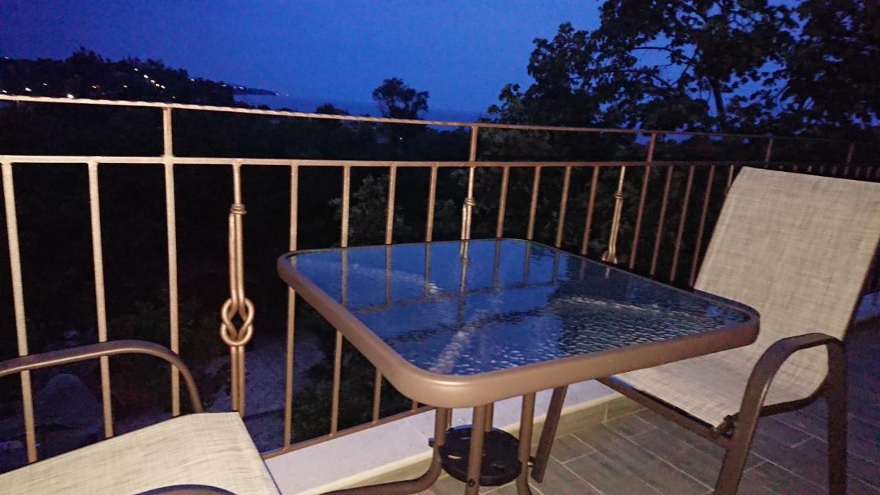 Stone House With Seaview Apartment Nea Poteidaia Ngoại thất bức ảnh