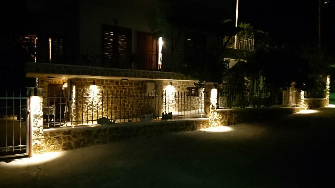 Stone House With Seaview Apartment Nea Poteidaia Ngoại thất bức ảnh