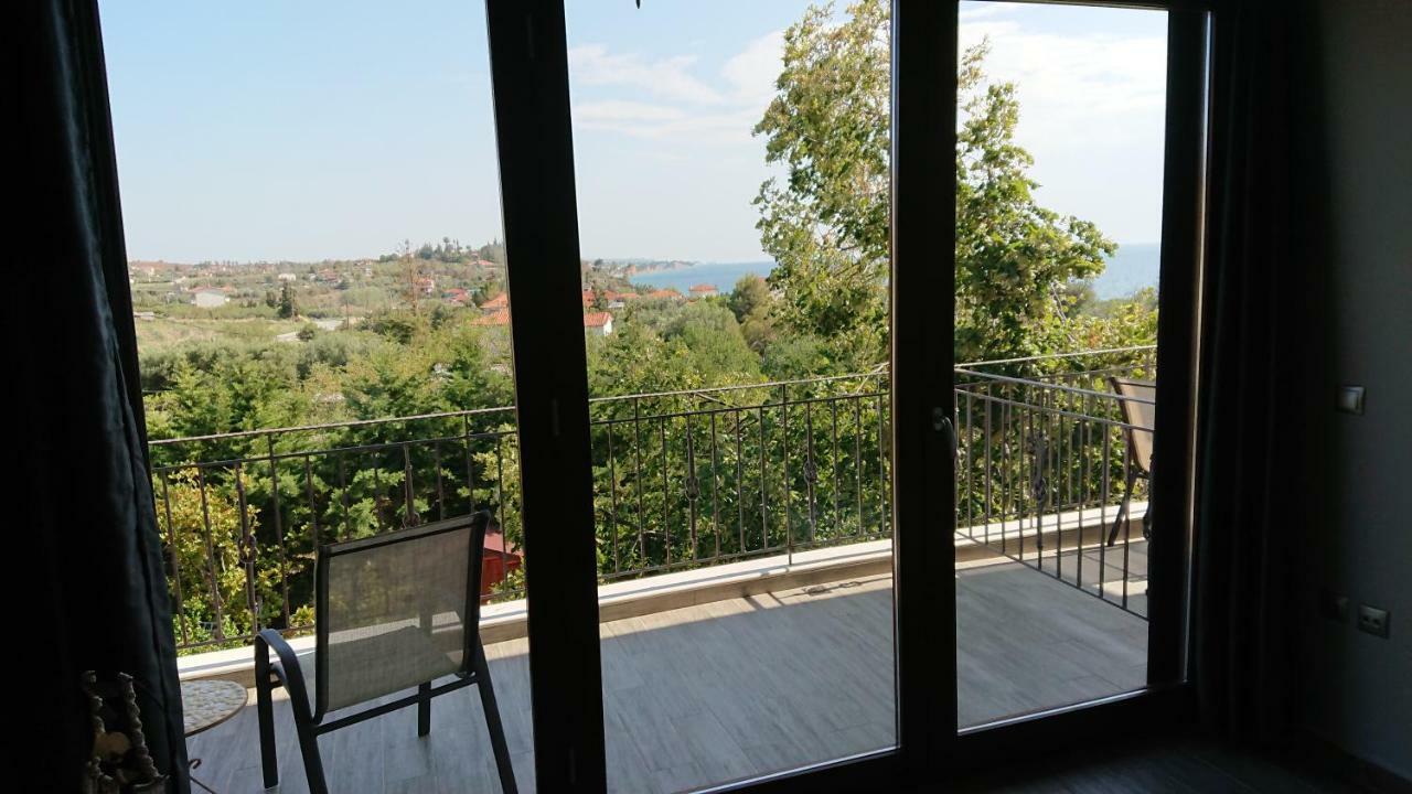 Stone House With Seaview Apartment Nea Poteidaia Ngoại thất bức ảnh
