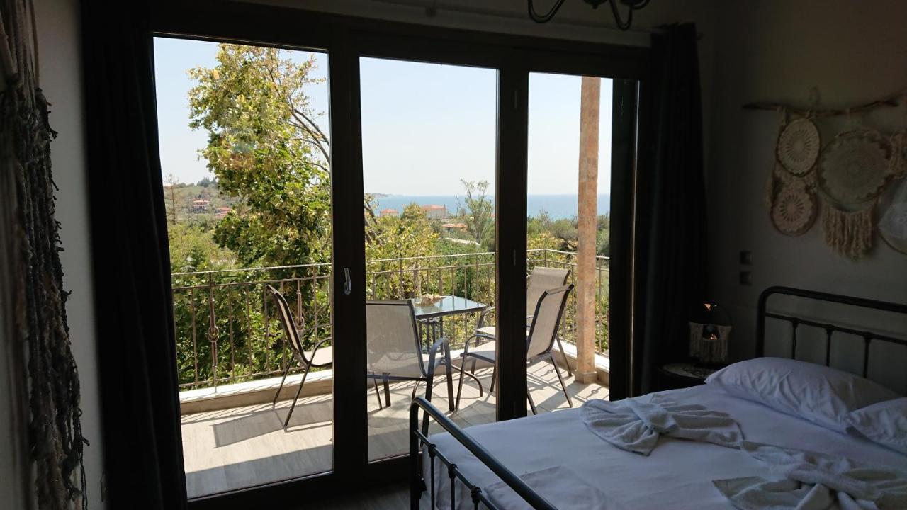 Stone House With Seaview Apartment Nea Poteidaia Ngoại thất bức ảnh