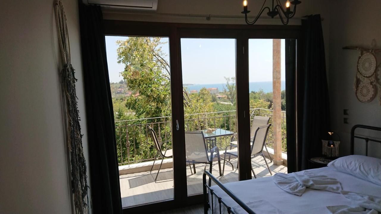 Stone House With Seaview Apartment Nea Poteidaia Ngoại thất bức ảnh