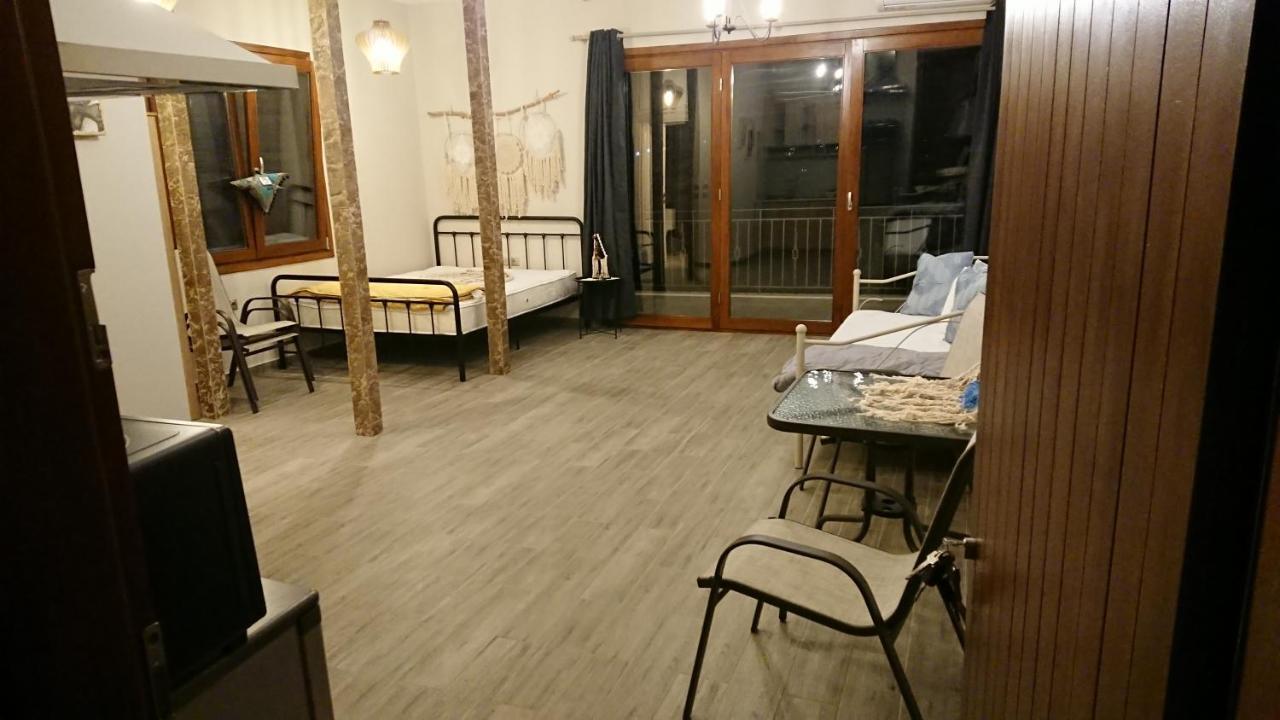 Stone House With Seaview Apartment Nea Poteidaia Ngoại thất bức ảnh